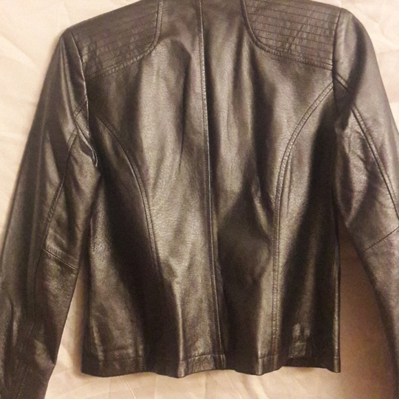 APT.9 Leather Jacket - Picture 2 of 6